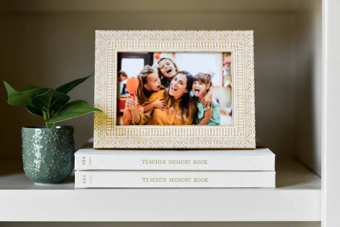 Why a Teacher Memory Book Is the Perfect Teacher Gift