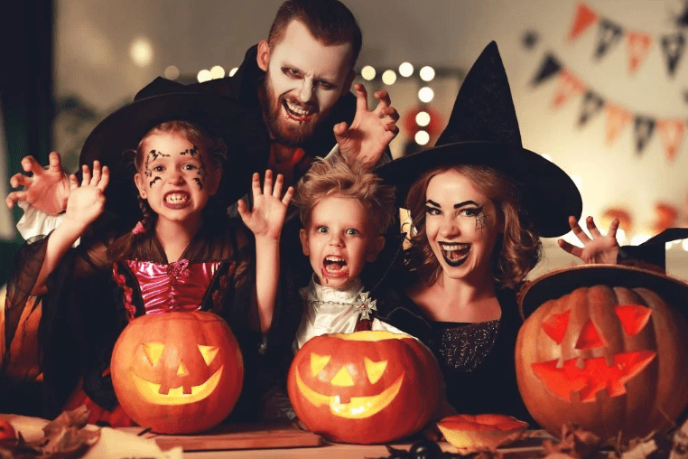 Creative and Fun DIY Family Costume Ideas for Halloween - Duncan & Stone Paper Co.