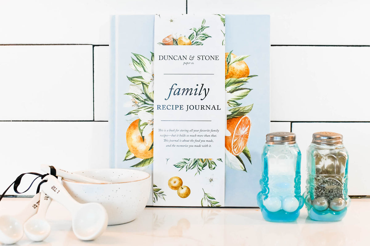 Family Recipe Book (160 Pages) by Duncan & Stone – Blank Cookbooks for  Family Recipes - Hardcover Recipe Book Blank - Meal Planner Notebook &  Family