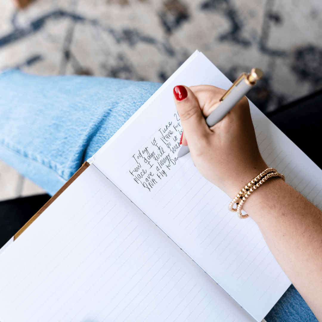 How Should You Choose What to Write About in Your Journal? - Duncan & Stone Paper Co.