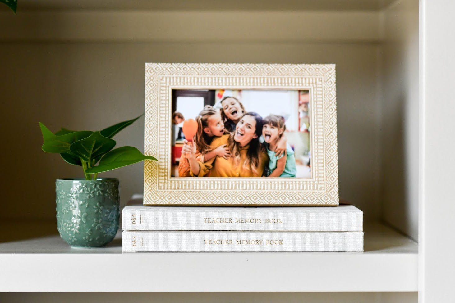 5 End of Year Gifts Teachers ACTUALLY Want to Receive - Duncan & Stone Paper Co.